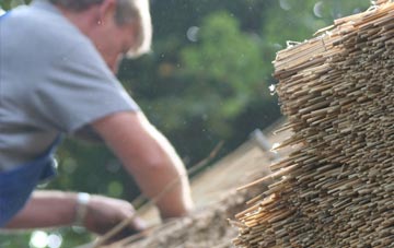 professional Brocks Green thatchers